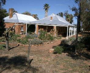 Avondale Discovery Farm - Mackay Tourism