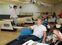 Rosebud Tenpin Bowl - Mackay Tourism 3