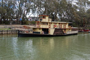 Emmylou Paddle Steamer - Mackay Tourism 0