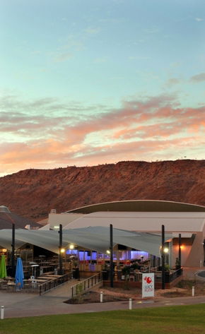 Lasseters Hotel Alice Springs - Mackay Tourism 2