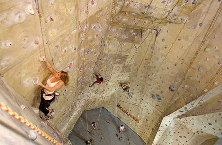 Cliffhanger Climbing Gym - Mackay Tourism 3