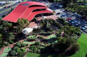 Spring Park Golf - Mackay Tourism 3