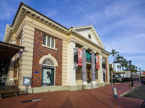 Cairns Regional Gallery - Mackay Tourism 9