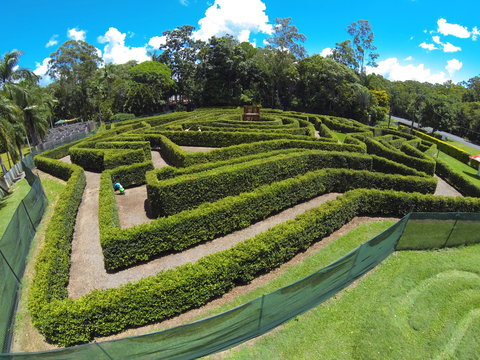 Bellingham Maze - Mackay Tourism 0
