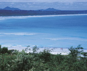 Bremer Beach - Mackay Tourism 0