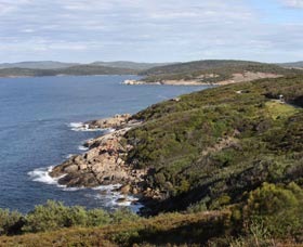 Ellen Cove To Albany Port Trail - Mackay Tourism 0