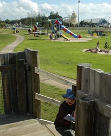 Yoganup Playground - Mackay Tourism 0