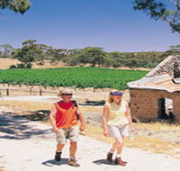 Inchiquin Lake - Mackay Tourism