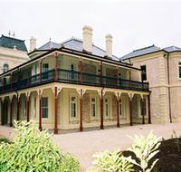 Auchendarroch House and Wallis Tavern - Mackay Tourism