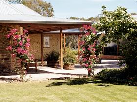 Turkey Flat Vineyards - Mackay Tourism 0