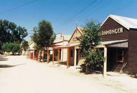 Elwomple SA Mackay Tourism