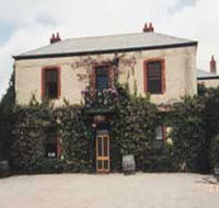 Clos Clare - Mackay Tourism