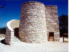 Beacon Hill Lookout - Mackay Tourism 0