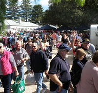 Stansbury Seaside Markets - Mackay Tourism