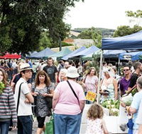 Willunga Farmers' Market - Mackay Tourism