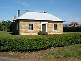 Oatlands Court House - Mackay Tourism 0