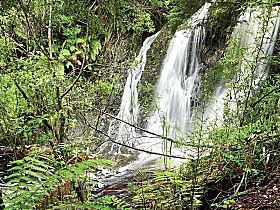 Hogarth Falls - Mackay Tourism 0