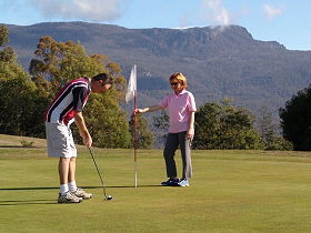 Poatina Golf Course - Mackay Tourism 0