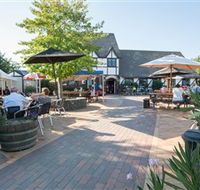 George Harcourt Inn - Mackay Tourism