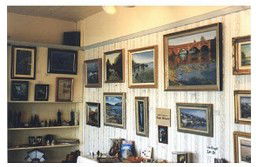 Unique Bieniek Fine Arts And Gallery - Mackay Tourism 0
