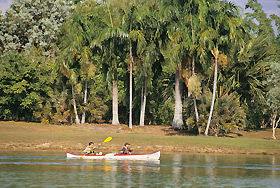 Lake Alexander - Mackay Tourism 0