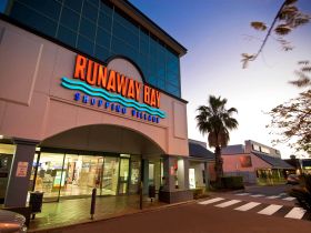 Runaway Bay Shopping Village - Mackay Tourism 0