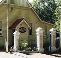 Montville Memorial Precinct - Mackay Tourism