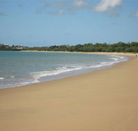 Bucasia Beach - Mackay Tourism
