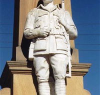 Beaudesert War Memorial - Mackay Tourism