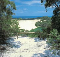 Lake Wabby Track - Mackay Tourism