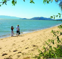 Bushland Beach - Mackay Tourism