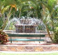 Bauer and Wiles Memorial Fountain - Mackay Tourism
