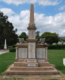 Boer War Memorial And Park - Mackay Tourism 0