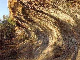 Wave Rock Trail - Mackay Tourism 0