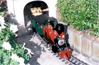 M & K Model Railways - Mackay Tourism 0