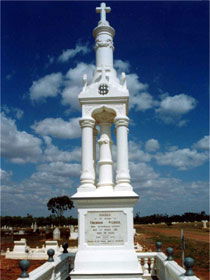Charters Towers Cemetery - Mackay Tourism 0