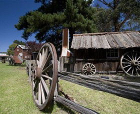 Old Gippstown - Mackay Tourism 0