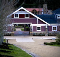Ocean Eight Vineyard  Winery - Mackay Tourism