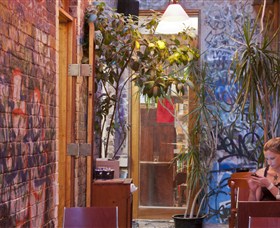 Sappho Books, Cafe And Wine Bar - Mackay Tourism 0
