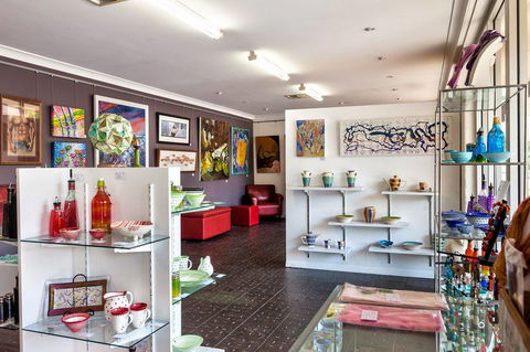 GIGS Art Gallery & Studios - Mackay Tourism 1