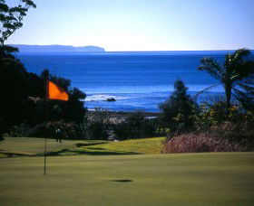 Mollymook Golf Club - Mackay Tourism 0
