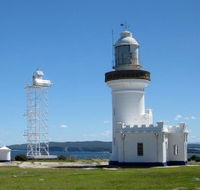Point Perpendicular Lighthouse and Lookout - Mackay Tourism
