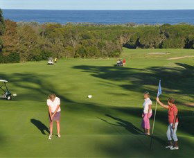 Tura Beach Country Club - Mackay Tourism 0