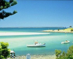Make Your Mark Art Supplies And Studio Gallery - Mackay Tourism 0