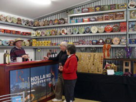 Holland Wines - Mackay Tourism 2