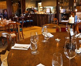 Jones Winery & Vineyard Cafe - Mackay Tourism 6