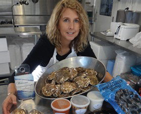 Advance Mussel Supply - Mackay Tourism 2