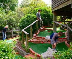 Bellarine Adventure Golf - Mackay Tourism 0