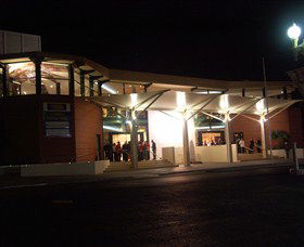 Bathurst Memorial Entertainment Centre - Mackay Tourism 0