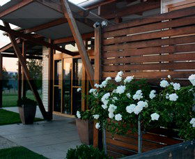 Two Rivers Wines - Mackay Tourism 0